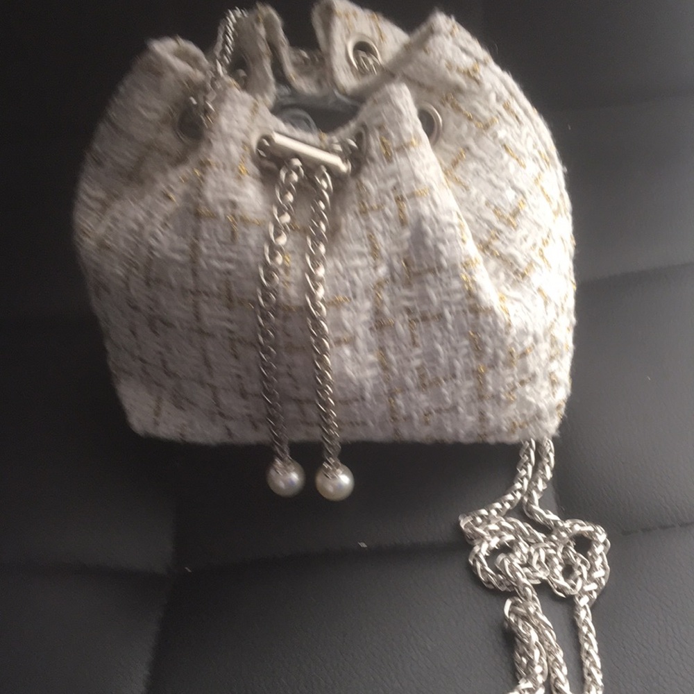 Mini bucket bag